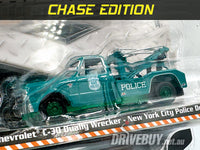 Greenlight **CHASE** NYPD Police 1967 Chevy C30 Dually Tow Truck 1/64