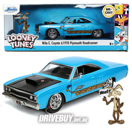 JADA HOLLYWOOD RIDES 1970 PLYMOUTH ROADRUNNER W/ WILE E. COYOTE FIGURE 1/24
