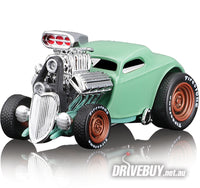 MUSCLE MACHINES 1933 FORD 3W COUPE 1/64