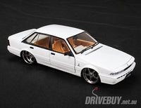 
              1986–1988 Holden VL Commodore Calais Custom 1/24 – DDA Collectibles – Metallic White
            