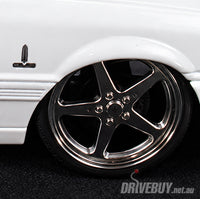 
              1986–1988 Holden VL Commodore Calais Custom 1/24 – DDA Collectibles – Metallic White
            