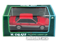 
              Holden VL Calais Sedan 1/24 - DDA Spectra Rides Light Up - Red Silver
            