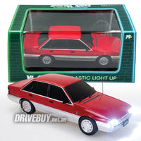 
              Holden VL Calais Sedan 1/24 - DDA Spectra Rides Light Up - Red Silver
            