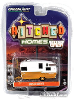 
              Greenlight Hitched Homes Shasta Airflyte Caravan 1/64
            