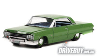 
              1963 Chevy Impala Starsky & Hutch 1/64 – GreenLight Hollywood - Green
            