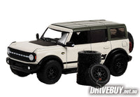 
              2021 Ford Bronco Wildtrak 1/64 - Greenlight Hobby Shop - White
            