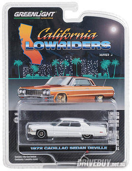 Greenlight California Lowriders 1972 Cadillac Sedan DeVille in White 1/64