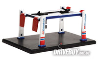 
              Greenlight BF Goodrich Four-Post Lift/Hoist 1/64
            