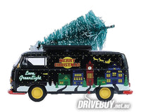 
              1971 VW Volkswagen Kombi Van + Christmas Tree 1/64 - Greenlight Diecast
            