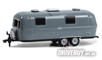 
              Greenlight Hitched Homes 1971 Airstream Land Yacht 1/64
            