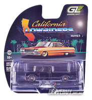 
              1972 Chevy C10 Pickup 1/64 California Lowriders - Greenlight Diecast - Black
            