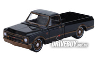 
              1972 Chevy C10 Pickup 1/64 California Lowriders - Greenlight Diecast - Black
            