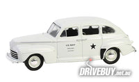 
              1946 Ford Fordor Super Deluxe US Navy Staff Car 1/64 - Greenlight Diecast - Pale Green
            
