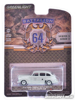 
              1946 Ford Fordor Super Deluxe US Navy Staff Car 1/64 - Greenlight Diecast - Pale Green
            