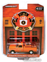 
              1972 Ford F250 Pickup Truck 1/64 - Greenlight Diecast - Fire & Rescue Red
            