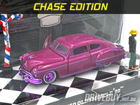 
              1950 Oldsmobile 88 Fastback 1/64 – M2 Machines – Purple CHASE
            