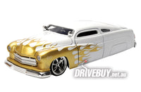 
              Jada Big Time Muscle 1951 Mercury White w/ Gold Flames 1/24
            