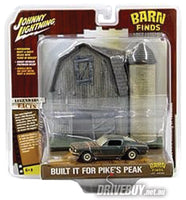 
              Johnny Lightning Barn Finds Ford 1968 Mustang Fastback Diorama 1/64
            