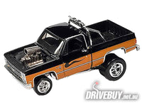 
              1985 Chevy Silverado C10 Fleetside Zingers 1/64 – Johnny Lightning – Sunset Orange Metallic & Gloss Black
            