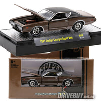 
              M2 MACHINES 1971 DODGE CHARGER SUPERBEE 426 HEMI 1/64
            