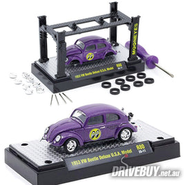 M2 Machines Mooneyes 1953 VW Volkswagen Beetle + Hoist 1/64