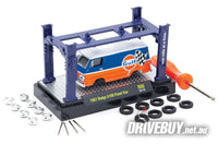 
              M2 Machines Gulf 1967 Dodge A100 Panel Van + Hoist 1/64
            