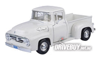 
              MotorMax 1956 Ford F100 Pickup & Speedboat / Car Trailer 1/24
            