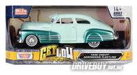 
              MotorMax Get Low 1948 Chevrolet Aereosedan Fleetline Lowrider in Green 1/24
            