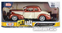 
              MotorMax Get Low 1939 Chevrolet Coupe in Copper & Cream 1/24
            