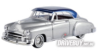 
              MotorMax Get Low 1950 Chevrolet Bel Air Hardtop Coupe in Silver & Blue 1/24
            